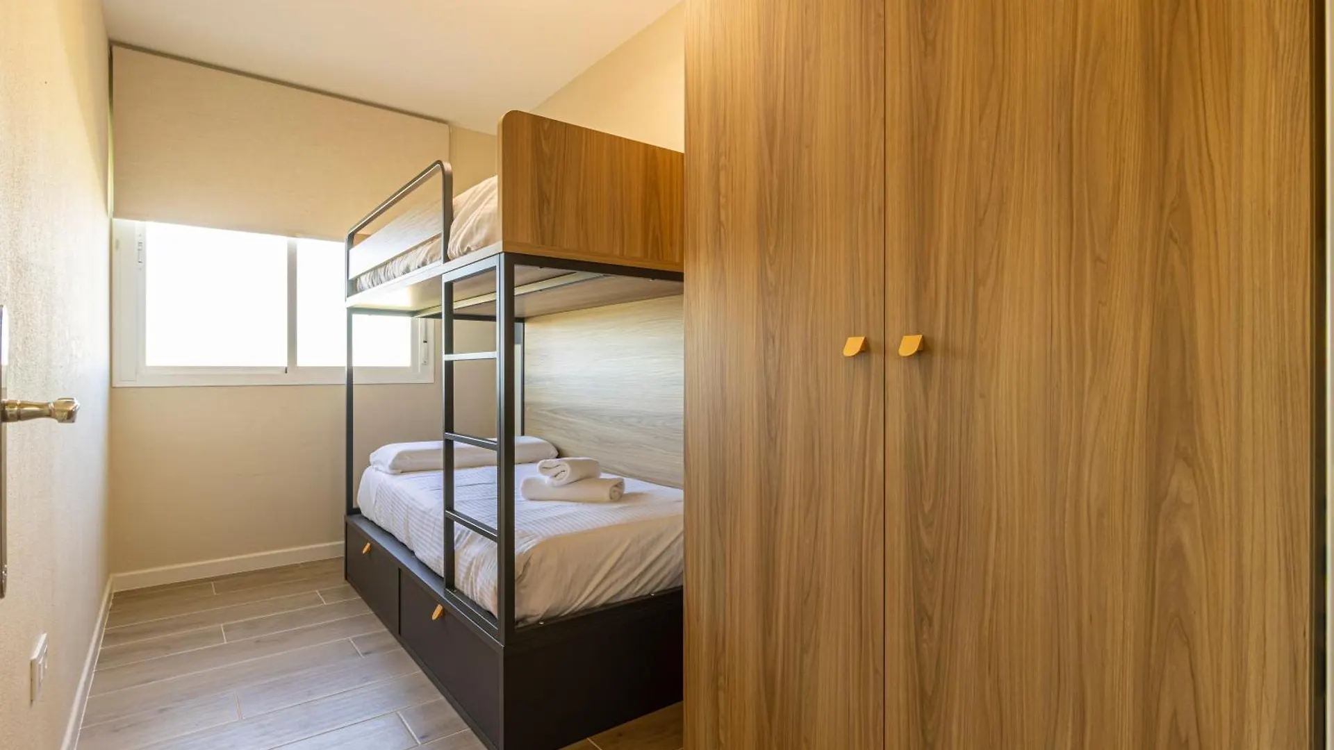 Allo Apartments Europa II 4 Habitaciones-Piscina-Padel-Parking Jerez de la Frontera