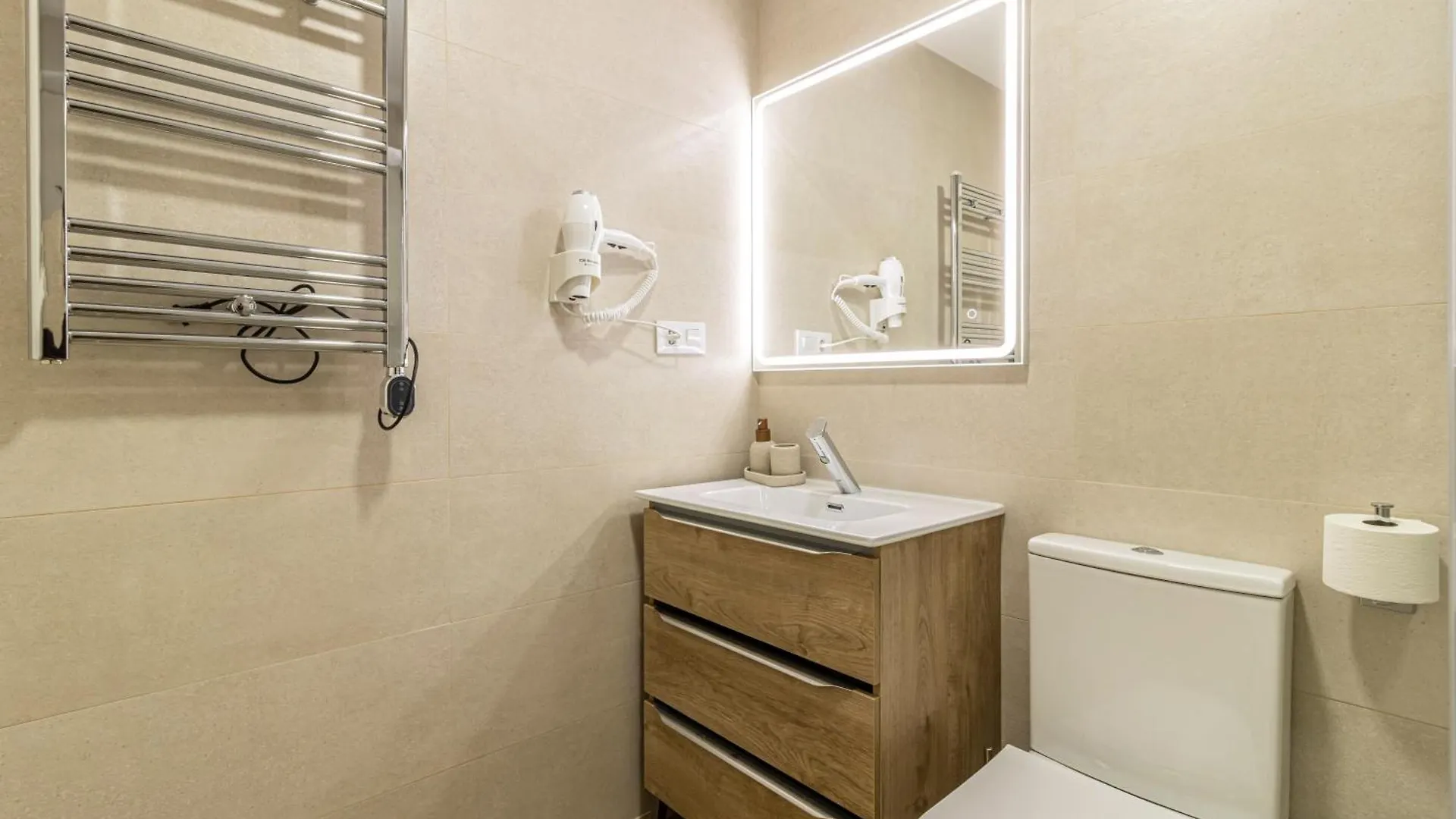 Allo Apartments Europa II 4 Habitaciones-Piscina-Padel-Parking Jerez de la Frontera Spain