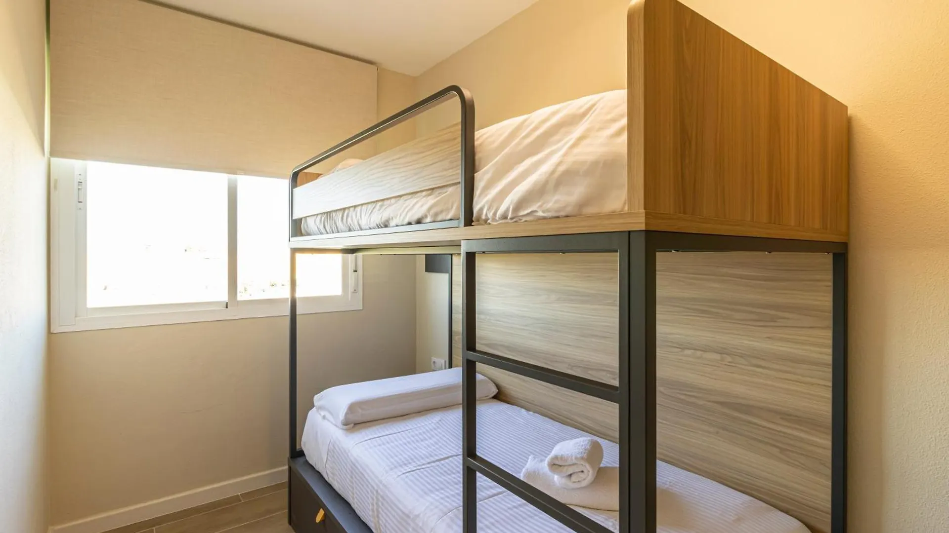 Allo Apartments Europa II 4 Habitaciones-Piscina-Padel-Parking Jerez de la Frontera